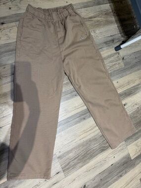ALO Yoga Women's Taupe Sweatpants with Elastic Waist